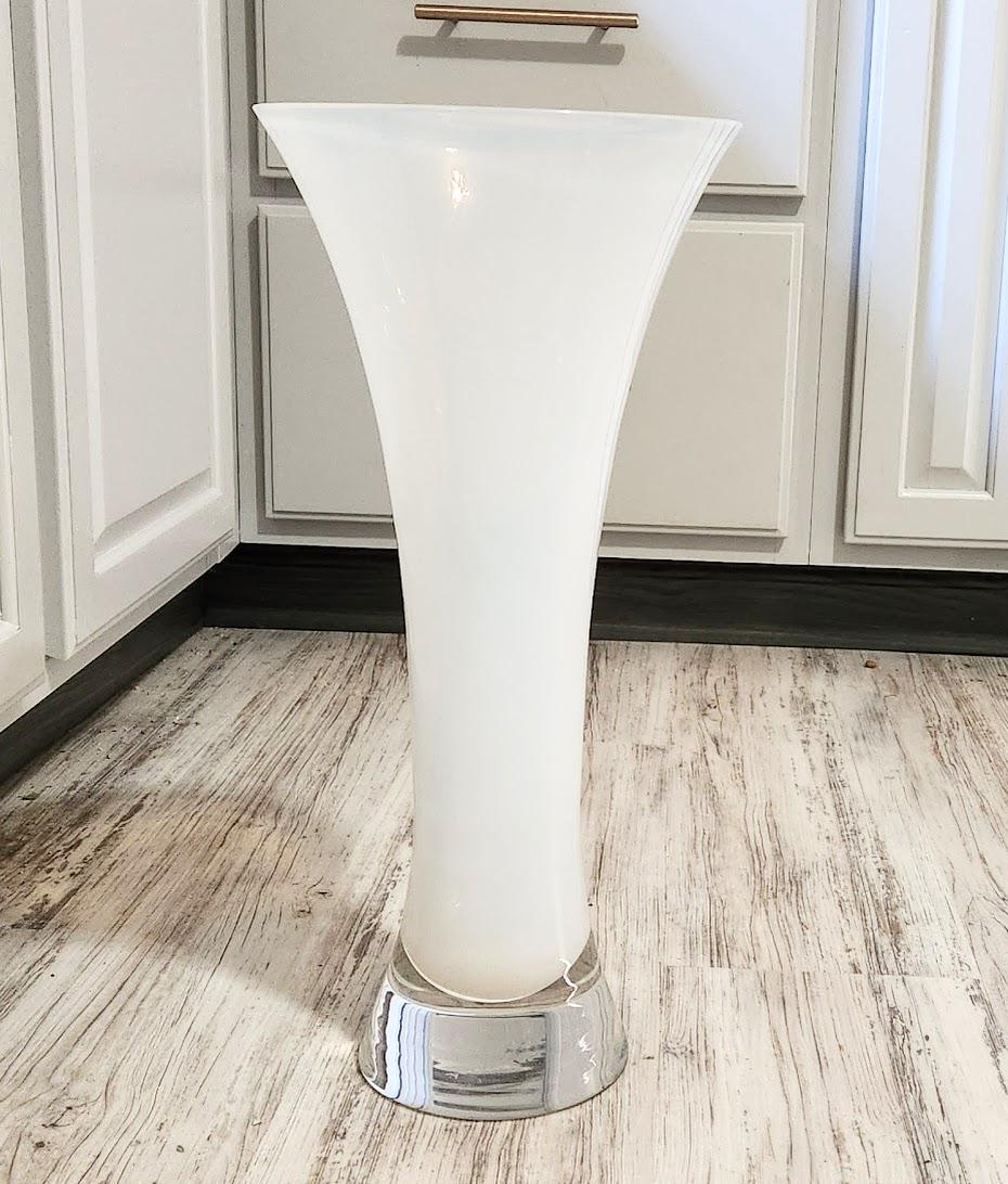 Italian DONGHIA SEGUSO Mid Century Modern Murano White Opaline Art Glass Trumpet Vase 18" x 8.5"